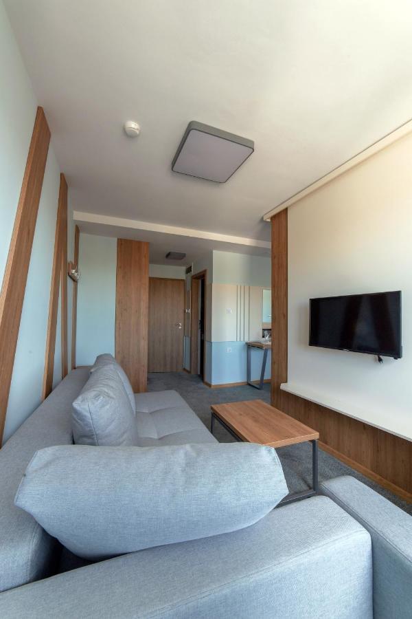 Hotel Verticalplus Haskovo Exterior foto